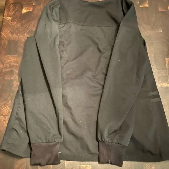 Cherokee Black scrub Jacket - Picture 2 of 2